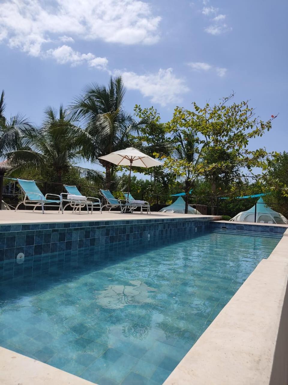 Marine Beach Club & Hotel By Tequendama Tierra Bomba Exterior foto